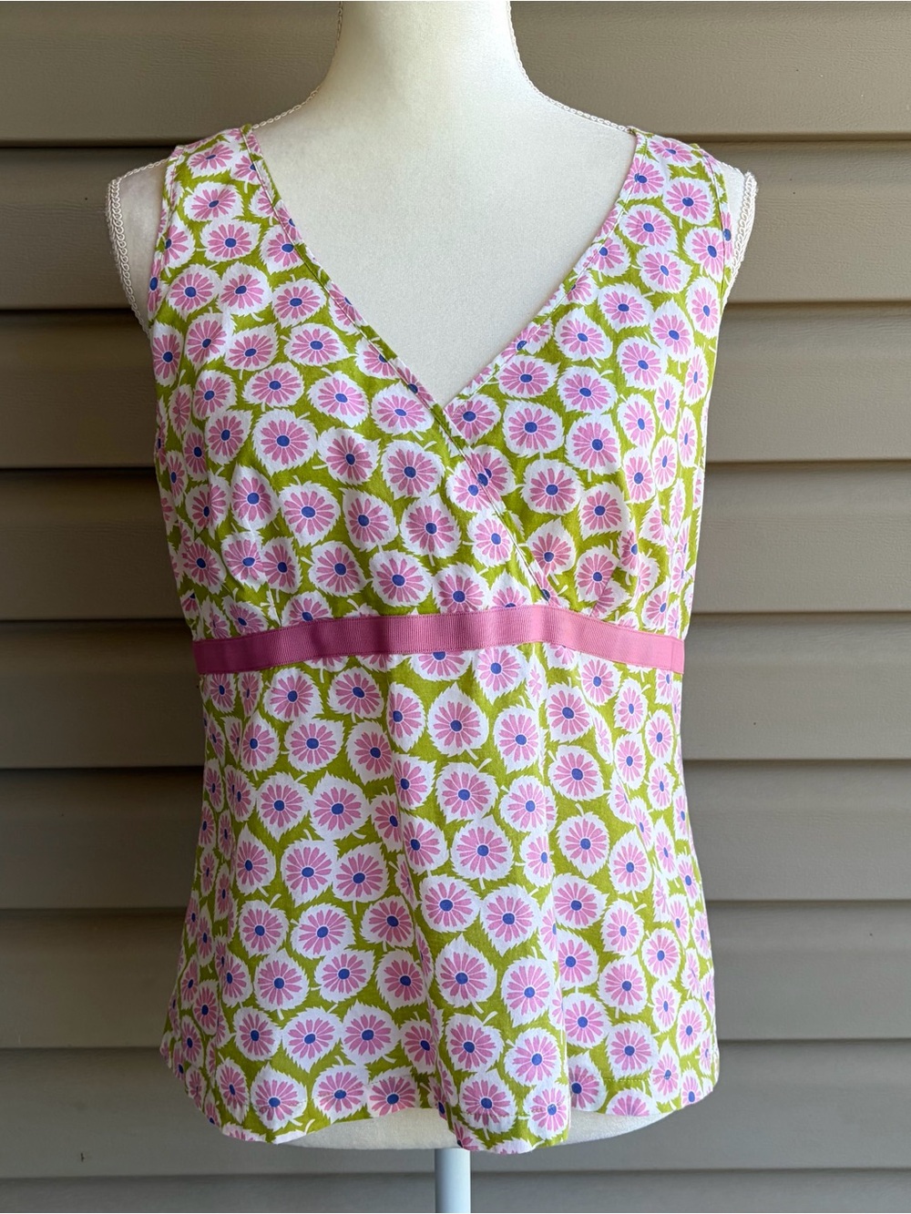 •Boden• Pink/Green Floral Sleeveless V-Neck Blouse - Size 10 (US)
